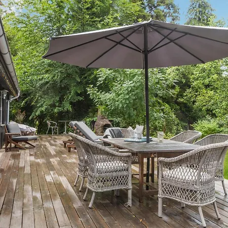 3 Bedroom Pet Friendly In Hébergement de vacances *