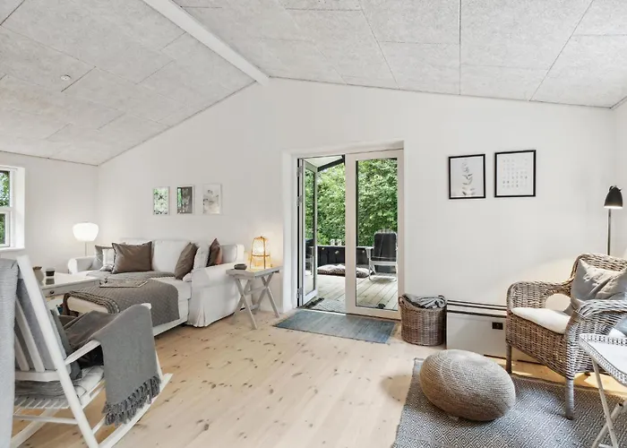 3 Bedroom Pet Friendly In * Græsted