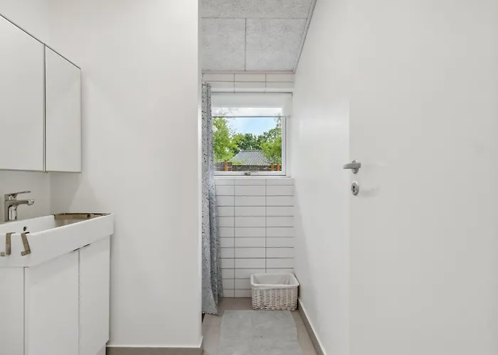 3 Bedroom Pet Friendly In * Græsted